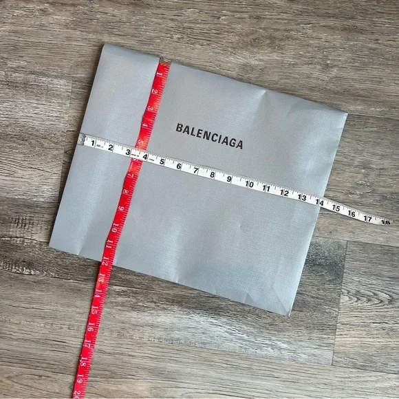 Balenciaga envelope - Picture 3 of 9